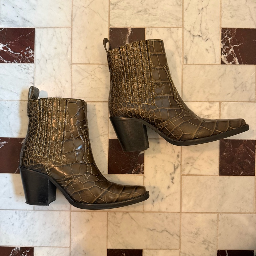 Ganni Callie Olive green cowboy boots, 37